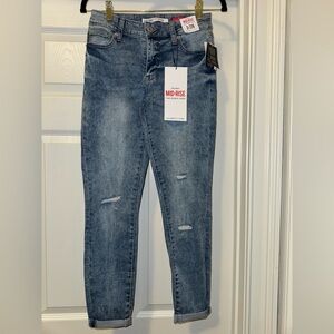 Celebrity Pink Mid-Rise Skinny Jeans in Blue
